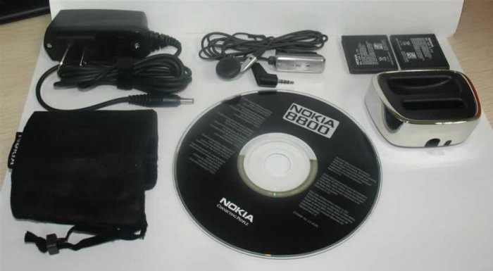 NOKIA 8800 Black-Brand New & EURO Spec