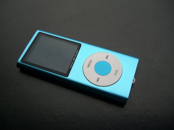 1.8 2nd Generation MP3 MP4 Player 8 GB