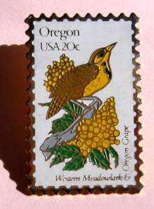 Oregon Western Meadowlark Grape stamp pin hat pins 1989 S