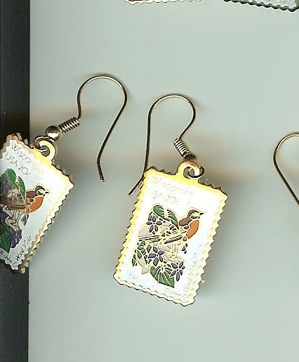 Wisconsin Robin Wood Violet stamp earrings 2001ew NIP s