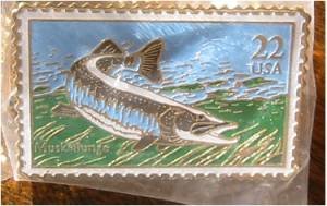 Muskelunge Stamp pin lapel pins hat cloisonne 2205 NIP S