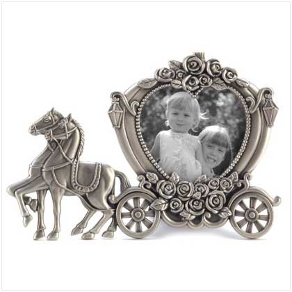 MAGIC CARRIAGE PHOTO FRAME