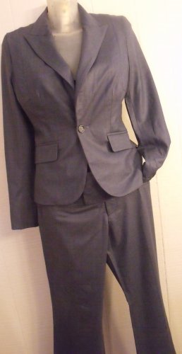 WOMEN PANTS SUIT BY ALVIN VALLEY