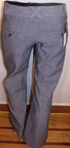 WOMEN PANTS BY ALVIN VALLEY