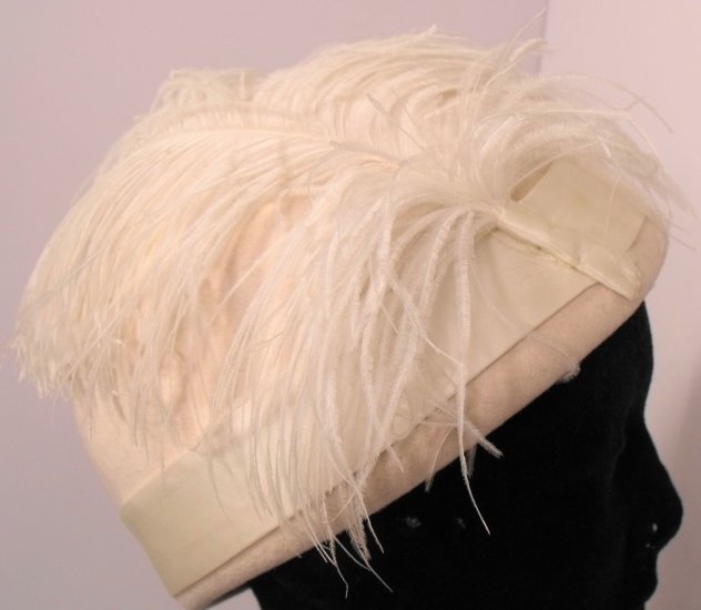 WOMEN HAT