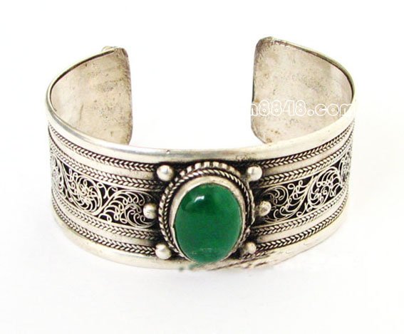 tibetan jewelry bracelets cuff carved with flower natural stone green