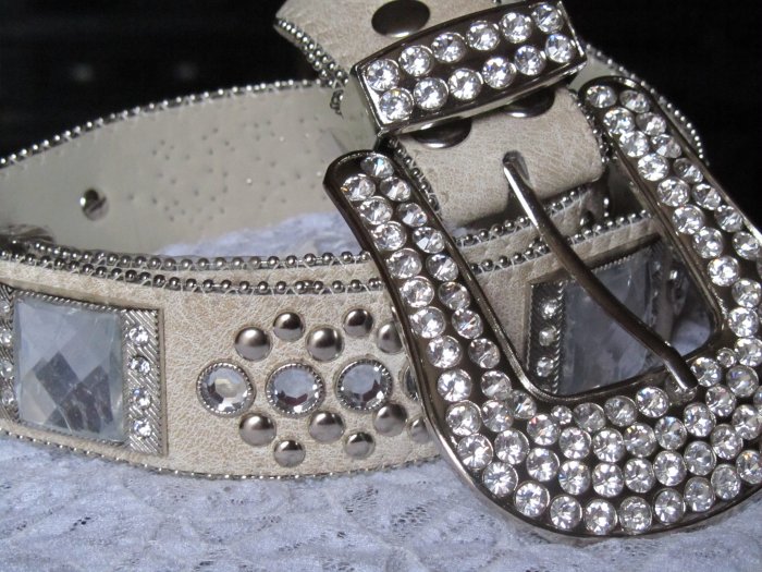 Bone-White XS/Kids Studded Belt