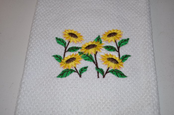 "Sunflower Bunch" Kitchen Dishtowel