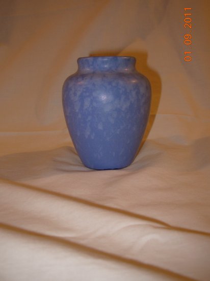 Dickota pottery vase