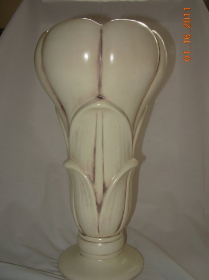 Red Wing pottery vase. Huge. 13â€. Pompeian glaze. #688.
