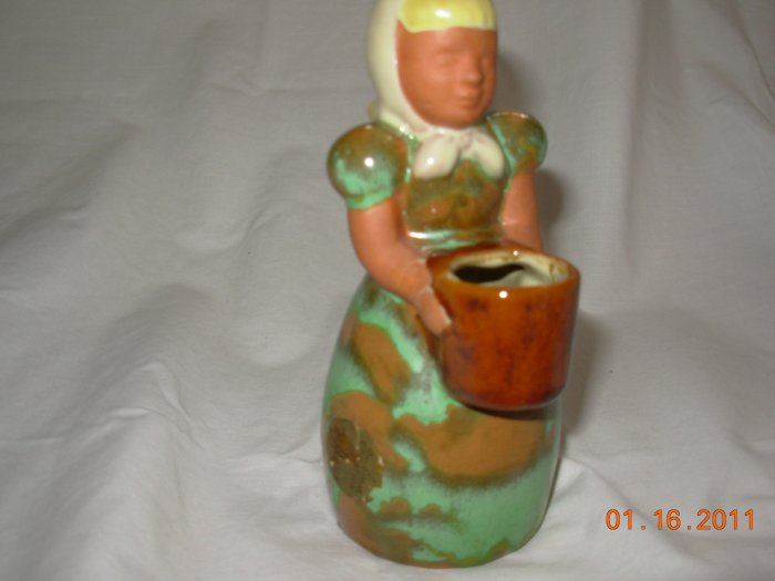 Frankoma gardener girl vase. with STICKER