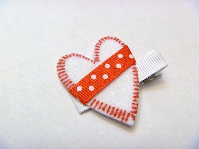 Felt Heart..valentine hair clip style 3
