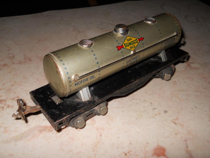 Lionel - #1680 - Sunoco Motor Oil Car - Metal