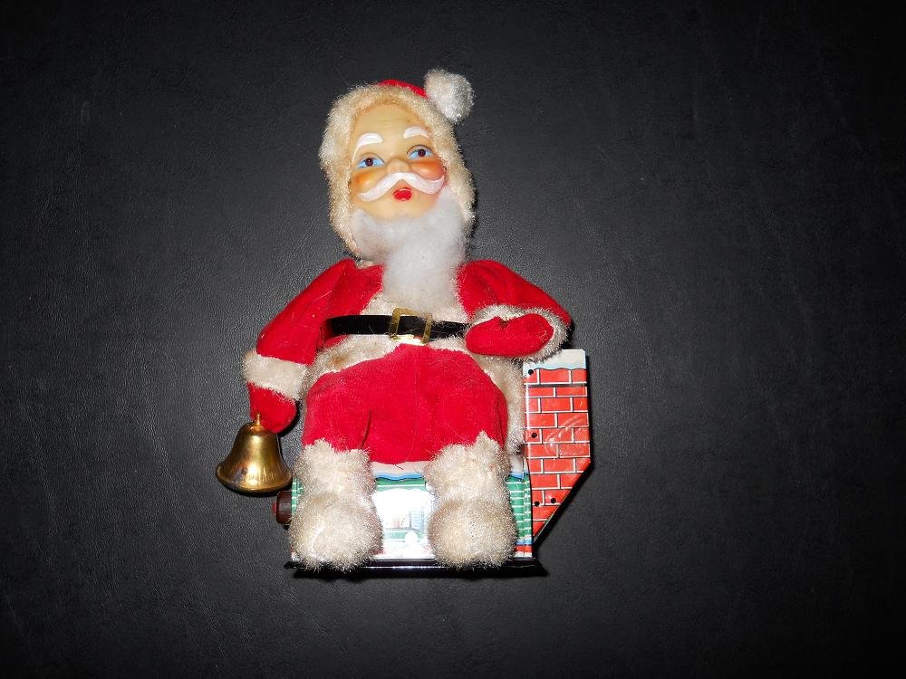 Santa Claus - Mechanical - Battery Operated - Vintage - Japan