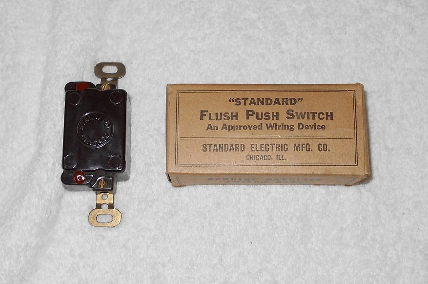 Standard Electric - Flush Push Switch - #5001 SB - Brown Bakelite - Vintage