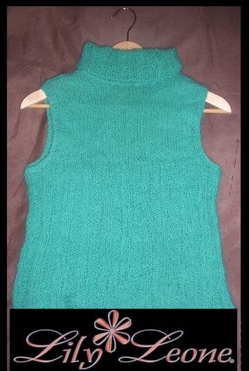 Designer S.Alaksa Emerald handknit tank