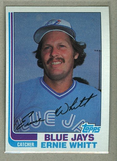 1982 Topps Baseball #19 Ernie Whitt Blue Jays Pack Fresh