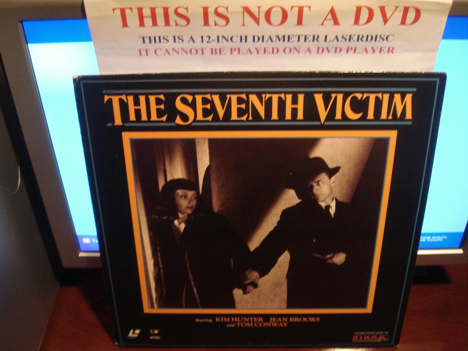 Laserdisc THE SEVENTH VICTIM (1943) RKO Kim Hunters Lot#1 FS Classic Horror LD