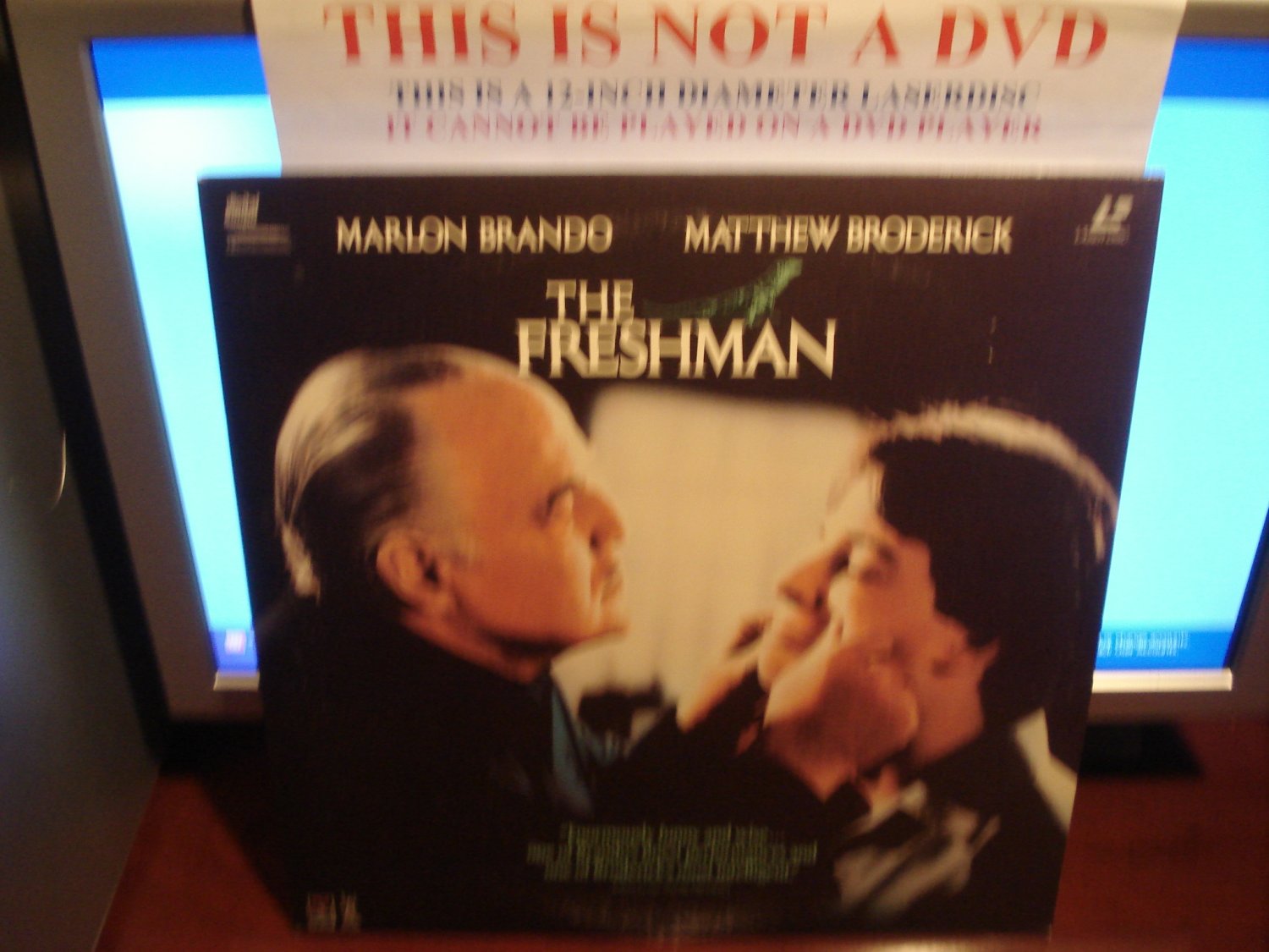 Laserdisc THE FRESHMAN 1990 Marlon Brando FS LD