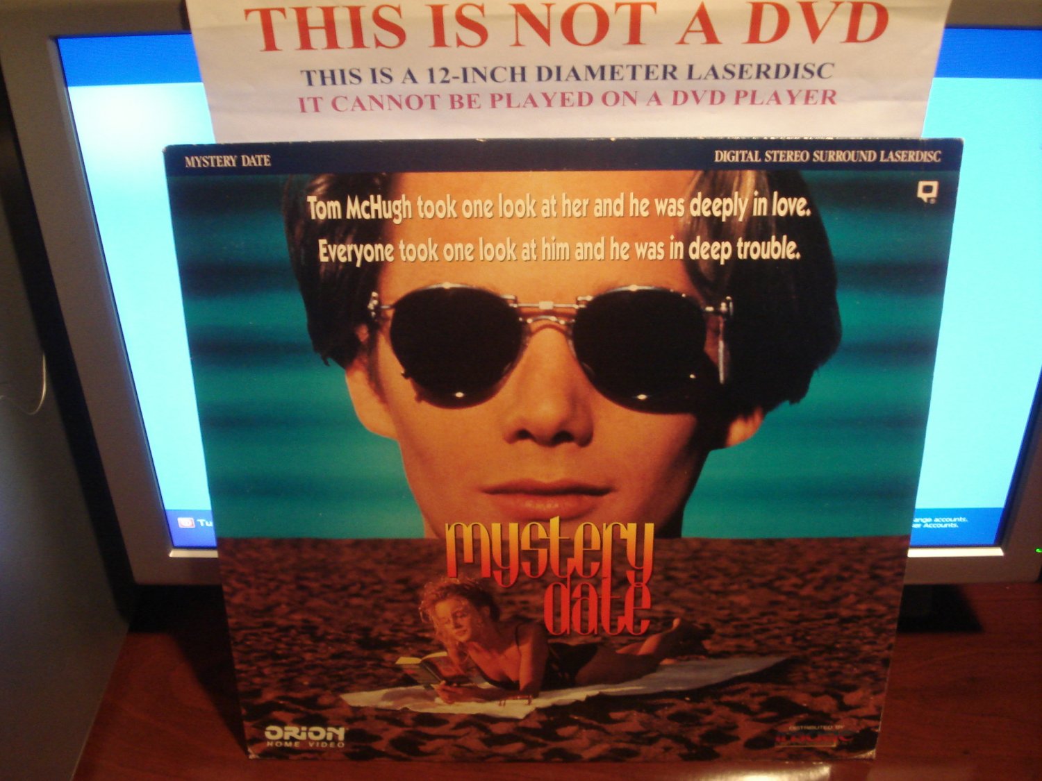 Laserdisc MYSTERY DATE 1991 Ethan Hawke Lot#2 FS LD