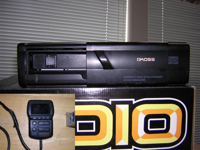 Koss 6 Disk Cd Changer With Fm Modulator