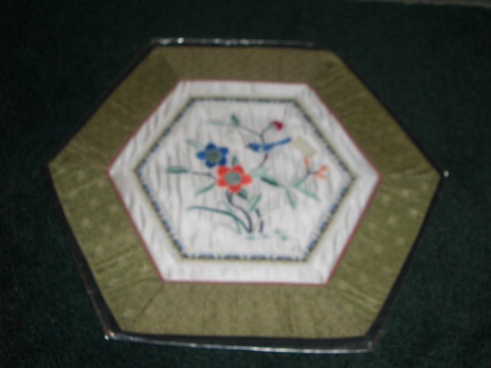 HEXAGON Tapestry with BIRD & FLOWERS *** FREE SHIPPING ***