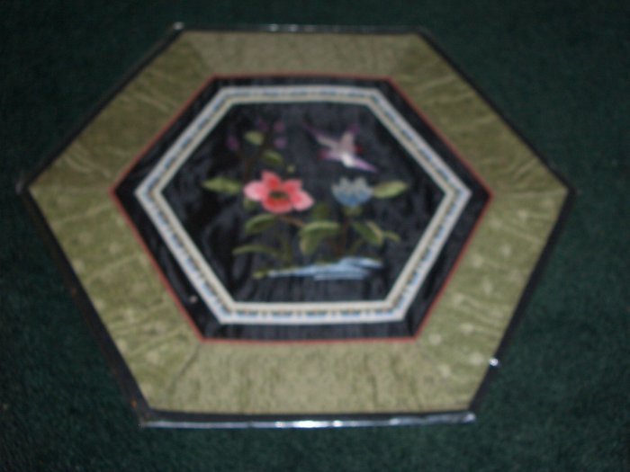 HEXAGON Tapestry with BIRD & FLOWERS *** FREE SHIPPING ***