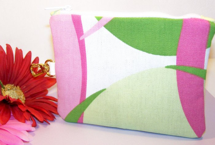 Pink and Green Geometric Design Zipper Coin Purse