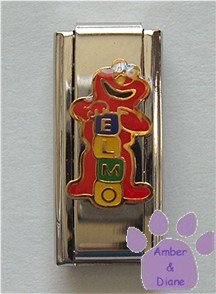 Elmo Super Link Italian Charm playing with blocks to spell name