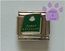 Scout Handbook Italian Charm green book white symbol on cover