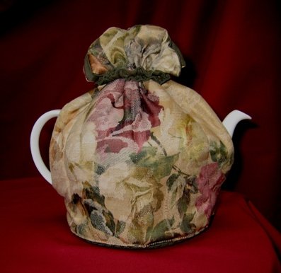 Hampton Court Small Tea Cozy