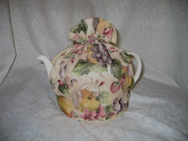 Evesham Orchard Tea Cozy Small