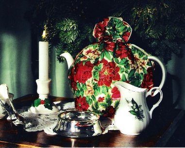 Joyeux Noel Tea Cozy Small