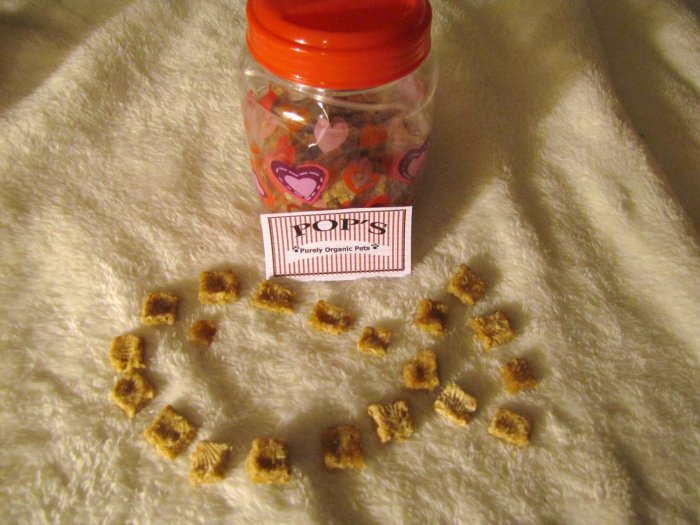 Fill a Jar of Wild King Salmon & Cinnamon Kitty Cat Treats Family Size