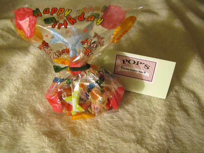 Wild King Salmon & Cinnamon Kitty Cat Birthday Treat