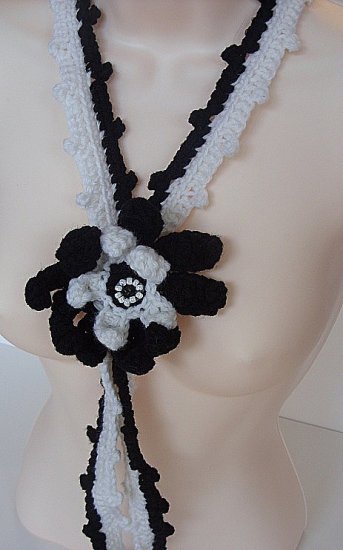 Black and White Fashion 027