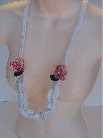 White Chain 032
