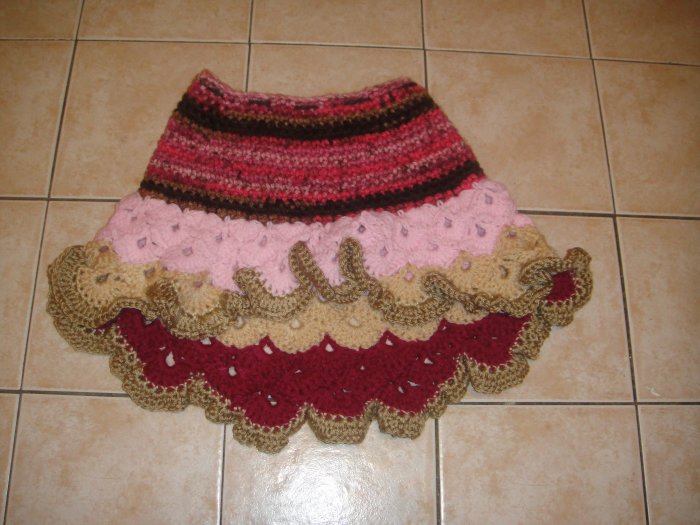Crochet pink girl skirt