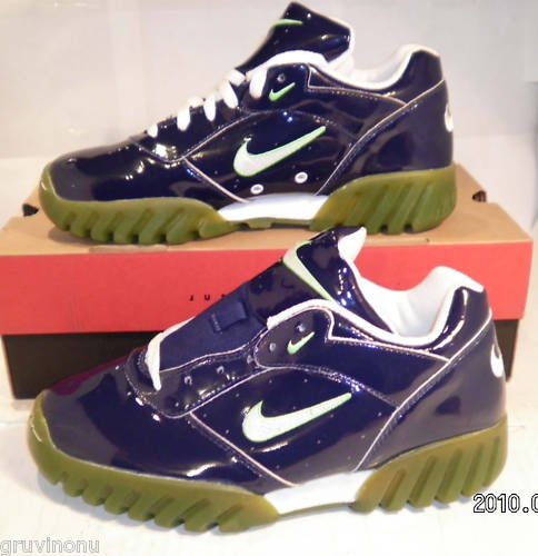 Nike Livewire 1996 Blue Patent Leather Size 9