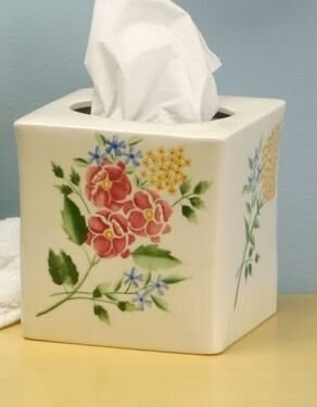 Romantic Bath Tissue Holder