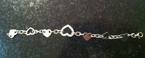 2.x CT Diamond heart shaped bracelet 18k white gold