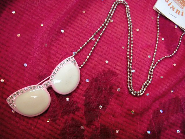 Retro Pink Sunnies Necklace