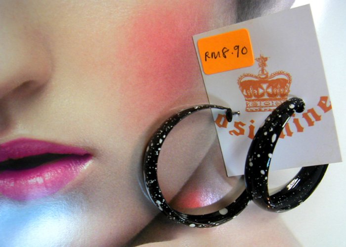 Sprinkle Black Earrings