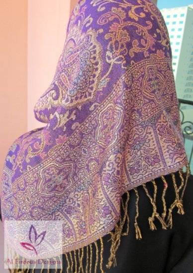 Purple pashmina