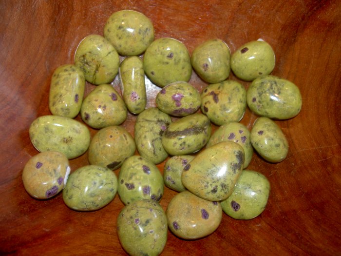 Stichtite - for family bonding and emotional awareness and expansion