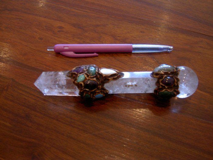Crystal Wand - clear quartz