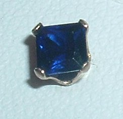 10k Solid Yellow Gold Sapphire Earrings