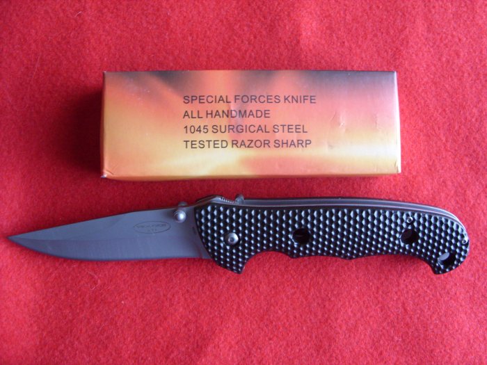 Wart Hog Large Black Lockback Knife