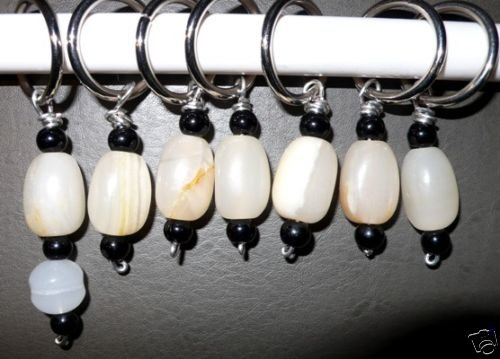 Large stitch marker, knitting crochetting, 6+1, stone