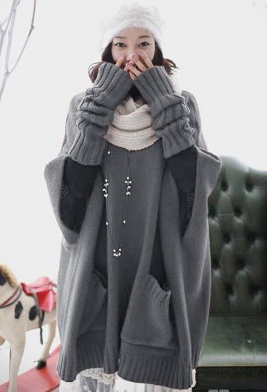 Oversized Sweater with Fingerless Tube Mittens: Melody